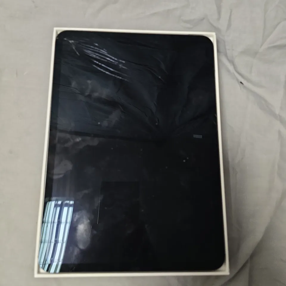 APPLE IPAD PRO – SPACE GRAY TABLET IN BOX
