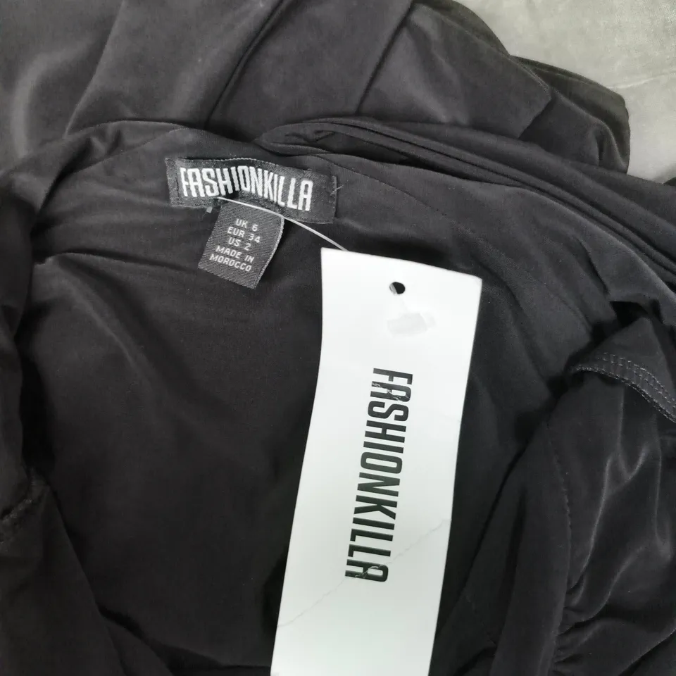 BLACK LACE-TRIM NIGHTDRESS, UK SIZE 6 (EU 34)