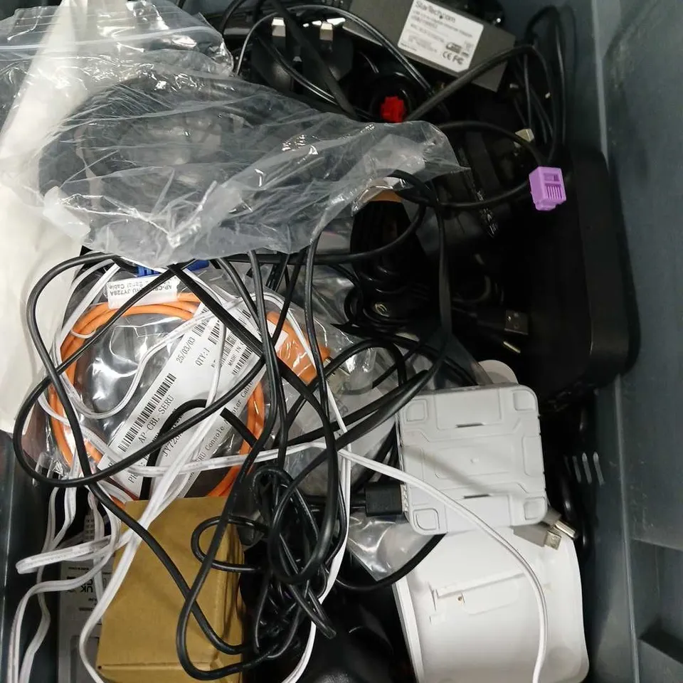 APPROXIMATELY 10 ASSORTED ELECTRICAL PRODUCTS TO INCLUDE ROUTERS, NETWORK CABLES, REMOTES ETC 
