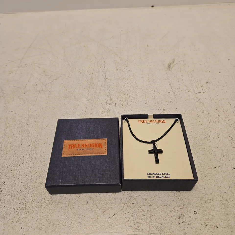 TRUE RELIGION BRAND JEANS STAINLESS STEEL NECKLACE IN BOX