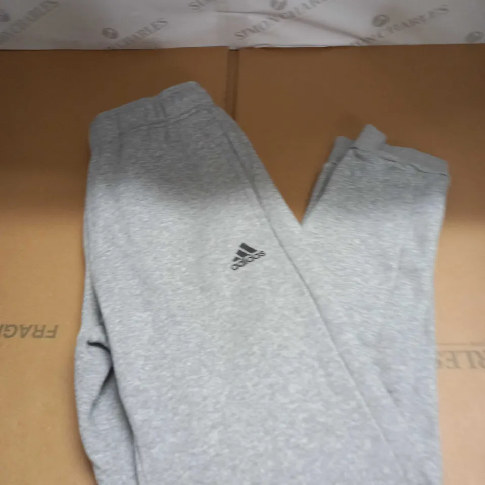 MENS ADIDAS GREY FLEECE TRACKIE BOTTOMS SIZE 38/40