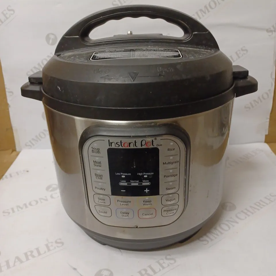 INSTANT POT DUO ELECTRIC PRESSURE COOKER 