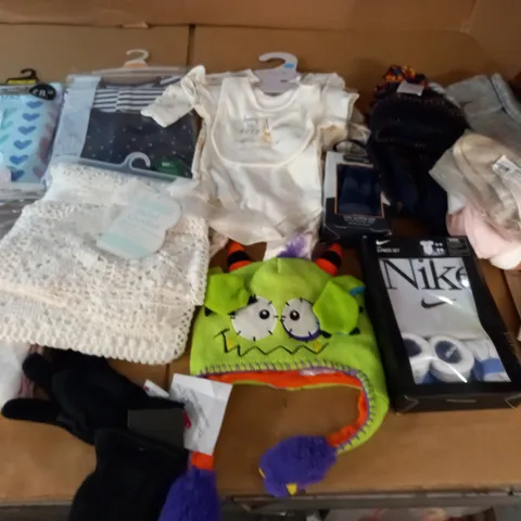 LARGE QUANTITY OF ASSORTED KIDS CLOTHING ITEMS TO INCLUDE NKE, ADIDAS AND NEXT