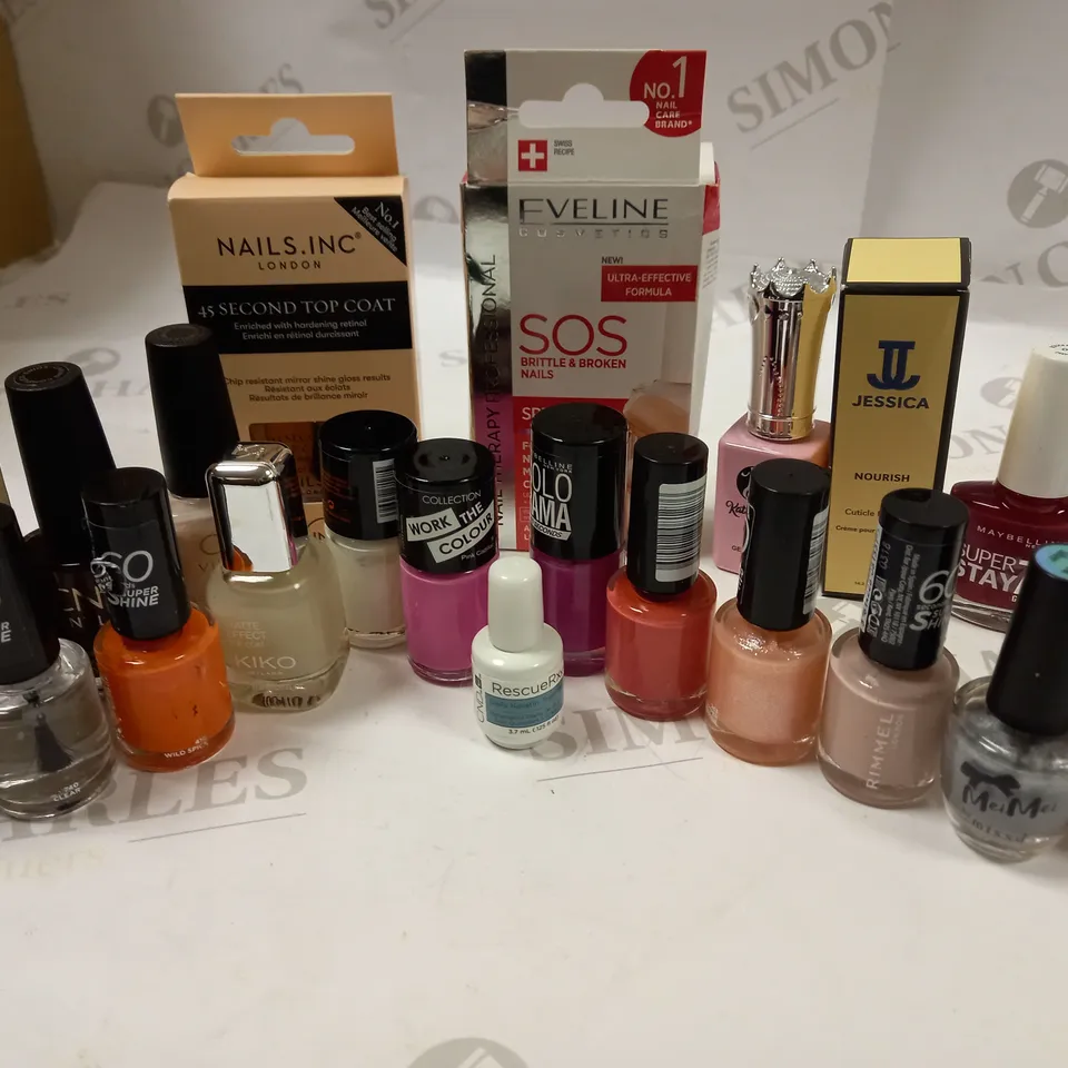 PREMIUM BRANDED ASSORTMENT OF NAIL COLOUR APPROX. 20 ITEMS 