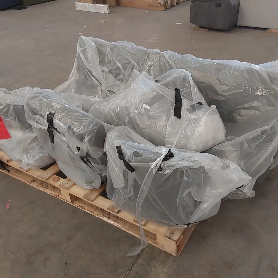 PALLET OF ASSORTED DANETTI CHAIR/SOFA PARTS - SEATS ONLY, MISSING FEET