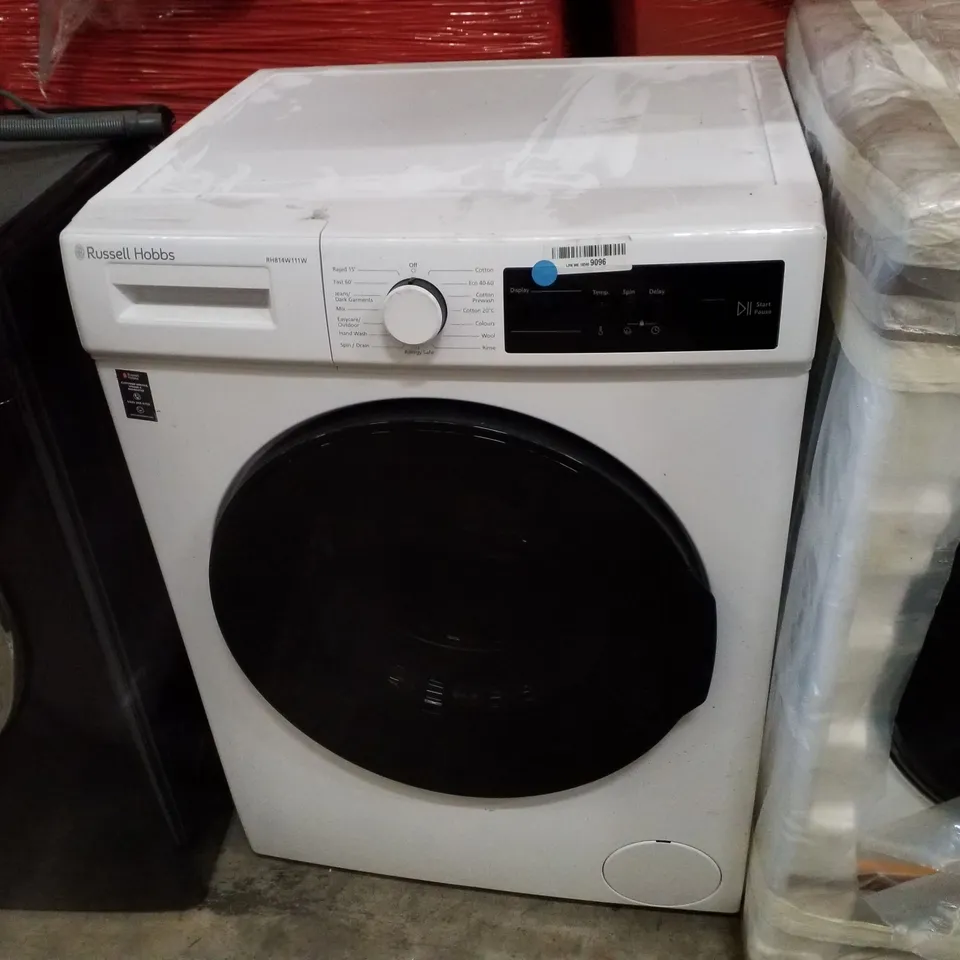 RUSSELL HOBBS FREESTANDING WASHING MACHINE