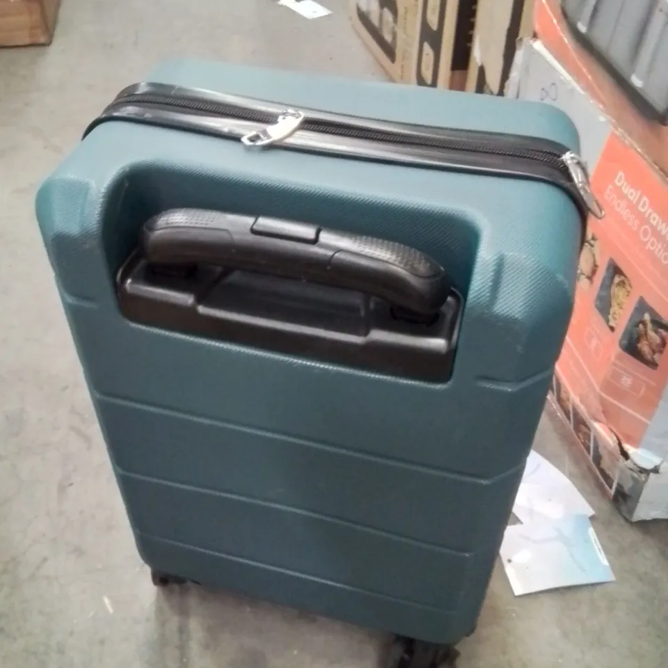 LUGG TRAVEL CABIN BAG GREEN 