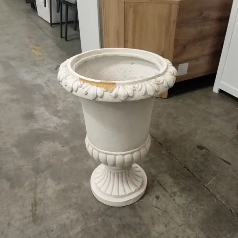 DESIGNER OUTDOOR GARDEN PLANTER