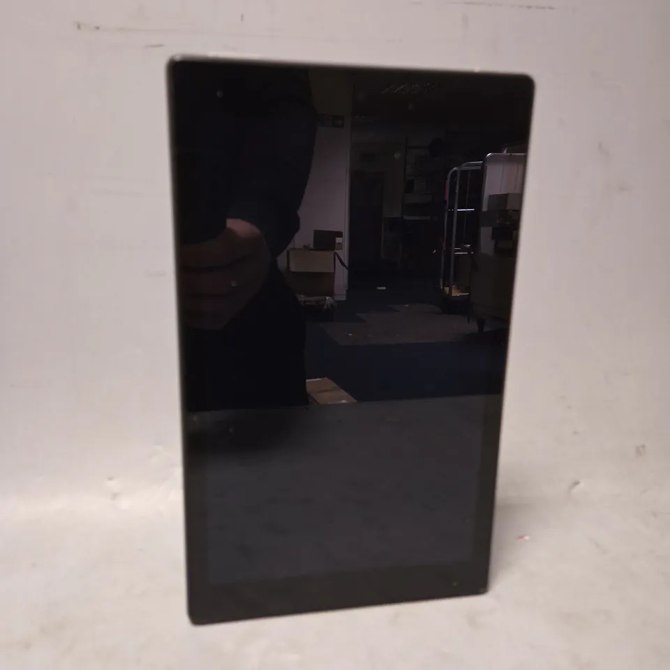 UNBOXED AMAZON FIRE TABLET - SL056ZE