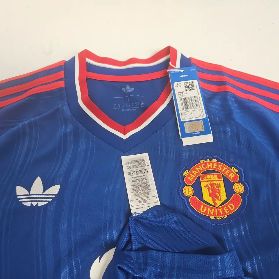 MANCHESTER UNITED FC AWAY JERSEY IN BLUE - UK L