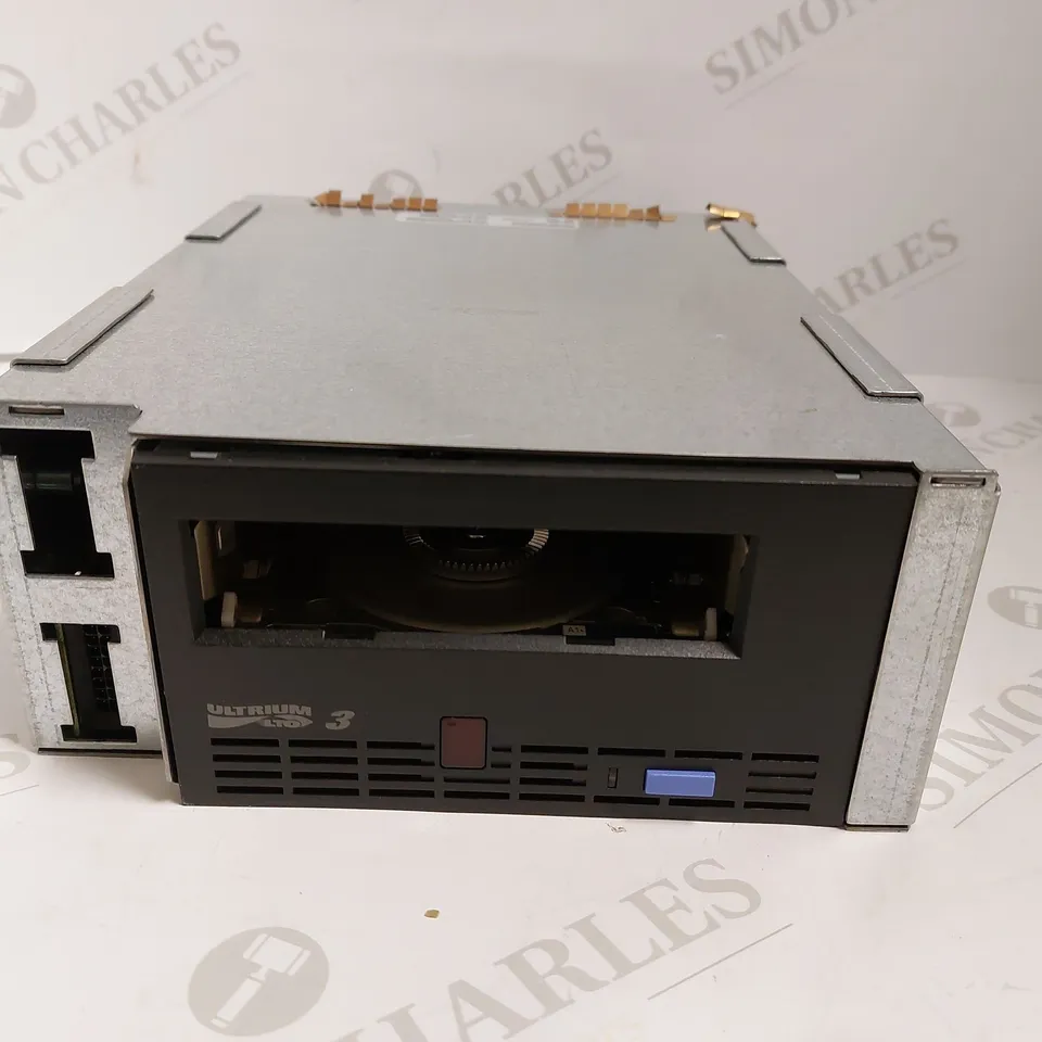SPECTRE ULTRIUM LTO 3 INT TAPE LIBRARY
