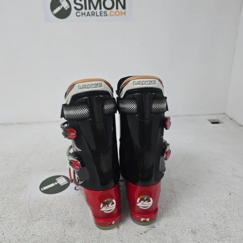 LANGE SKI BOOTS – RED & BLACK, PAIR UNSPECIFIED SIZE