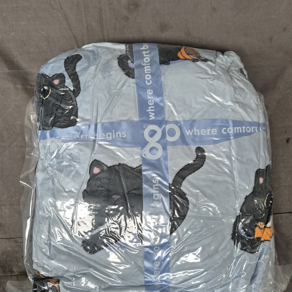 SEALED OODIE ADULT OVERSIZED HOODED BLANKET - BLACK CAT