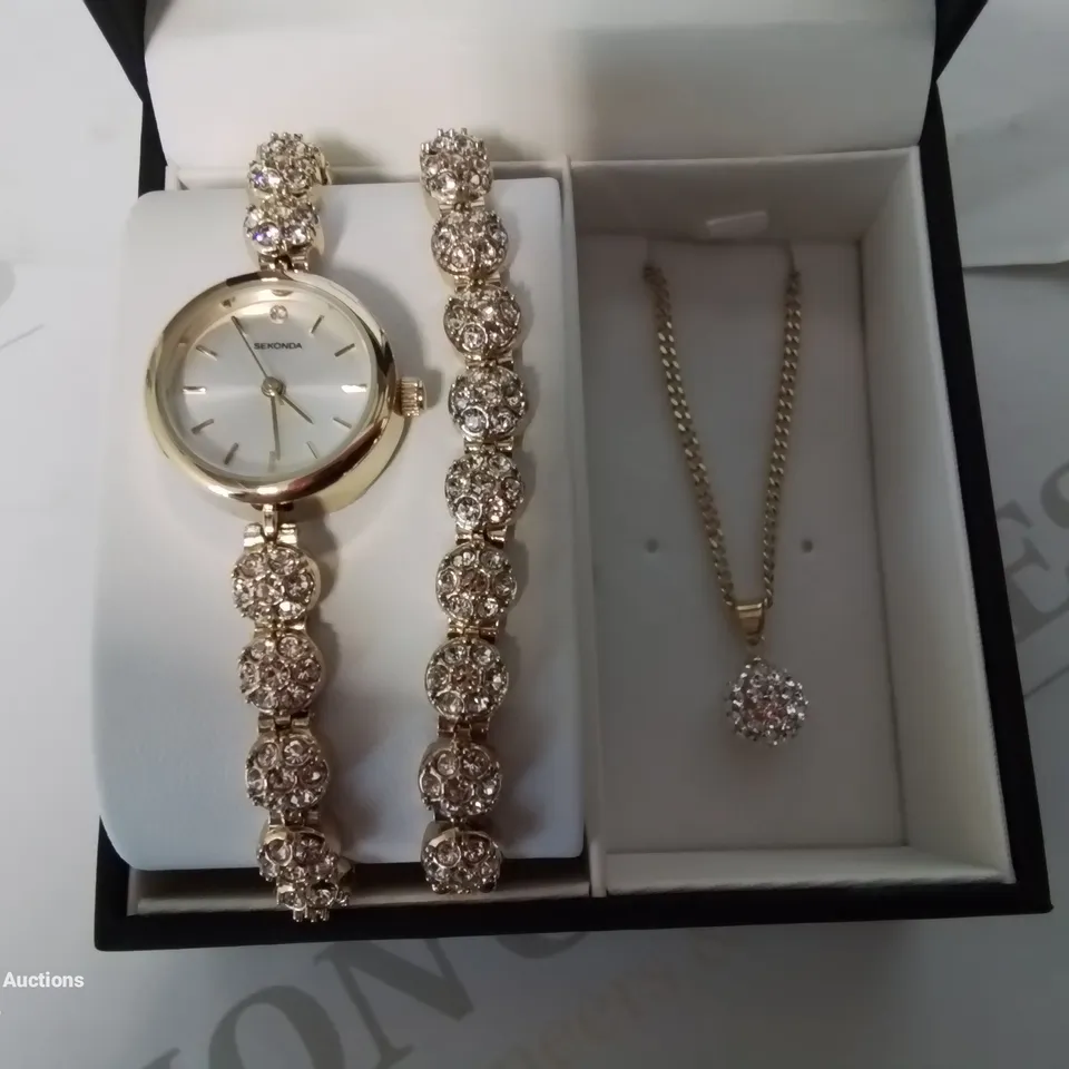 BOXED SEKONDA STYLISH WATCH, BRACELET AND NECKLACE SET.