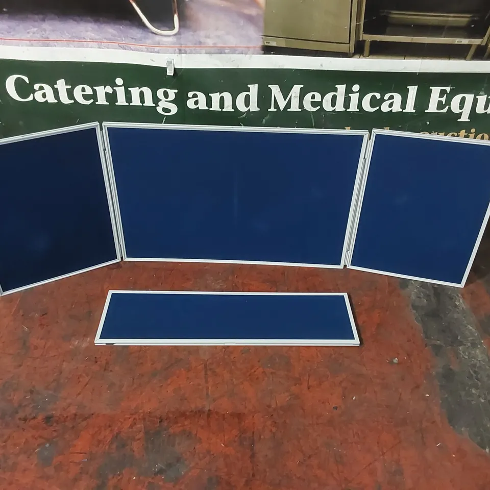 PORTABLE 3 PANEL DISPLAY BOARD WITH CARRY BAG AND EXTRA PIECE 