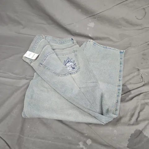 HOLLISTER BAGGY SKATER JEANS IN WASHED DENIM SIZE 30X28