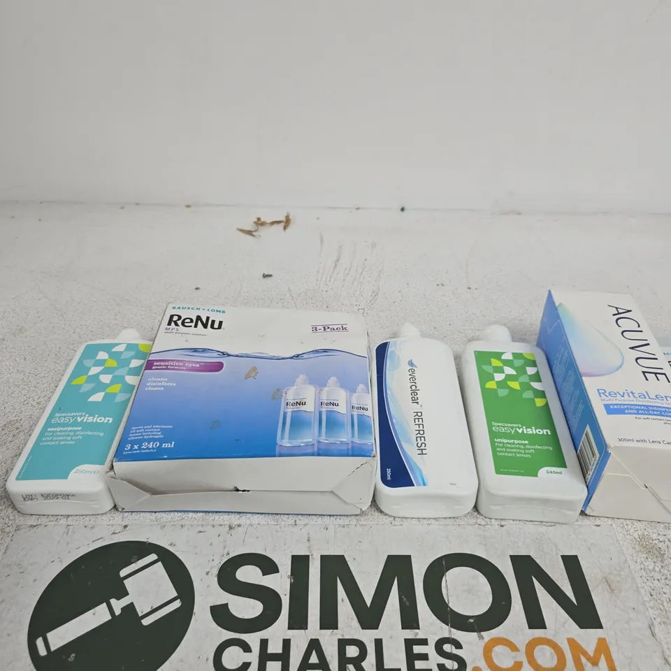 TOTE OF APPROXIMATELY 10 ASSORTED ITEMS INCLUDING RENU MULTI-PURPOSE SOLUTION, ACUVUE MULTI-PURPOSE DISINFECTING SOLUTION AND SPECSAVERS UNIPURPOSE