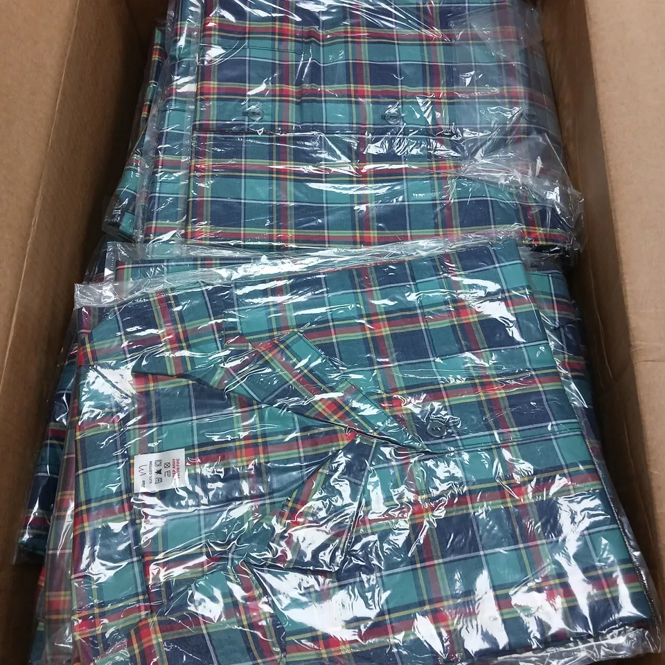 APPROXIMATELY 50 CHECK NIGHT SHIRTS IN GREEN SIZE M