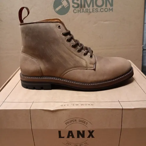 LANX SETTLE ACACIA DISTRESSED BOOTS – TAN LEATHER, LUG SOLE SIZE 9