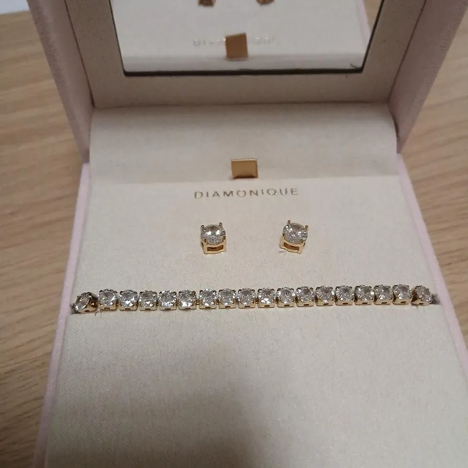 STEEL BY DIAMONIQUE MIRROR BOX WITH BRACELET & EARRING SET 