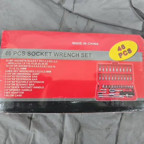 46 Piece Socket Wrench Set – Red Box