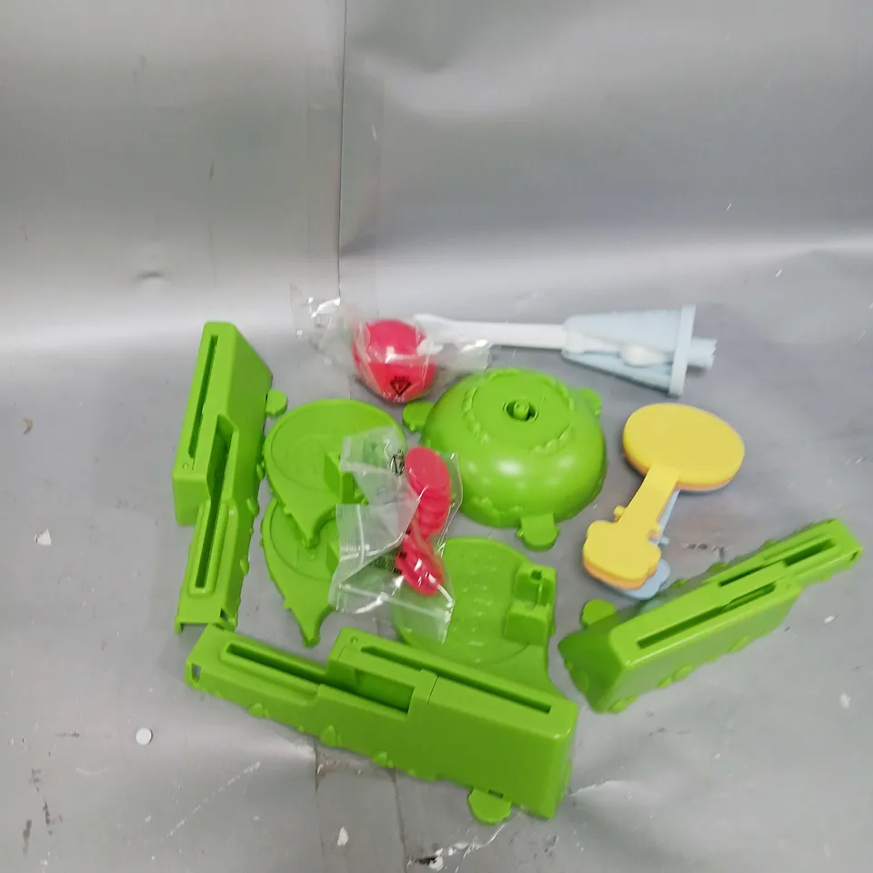 BOXED BLUEY KEEPY UPPY GAME- KEEP THE BALLOON IN THE AIR