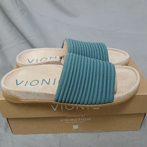 BOXED PAIR OF VIONIC EVIE KNIT SLIDER SANDALS - 6