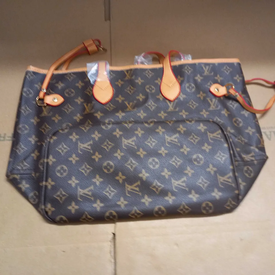 LOUIS VUITTON CARRY BAG 