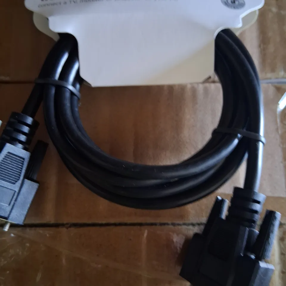 PALLET OF APPROXIMATELY 300 BOXES OF FOUR BRAND NEW 1.8M VGA CABLES 