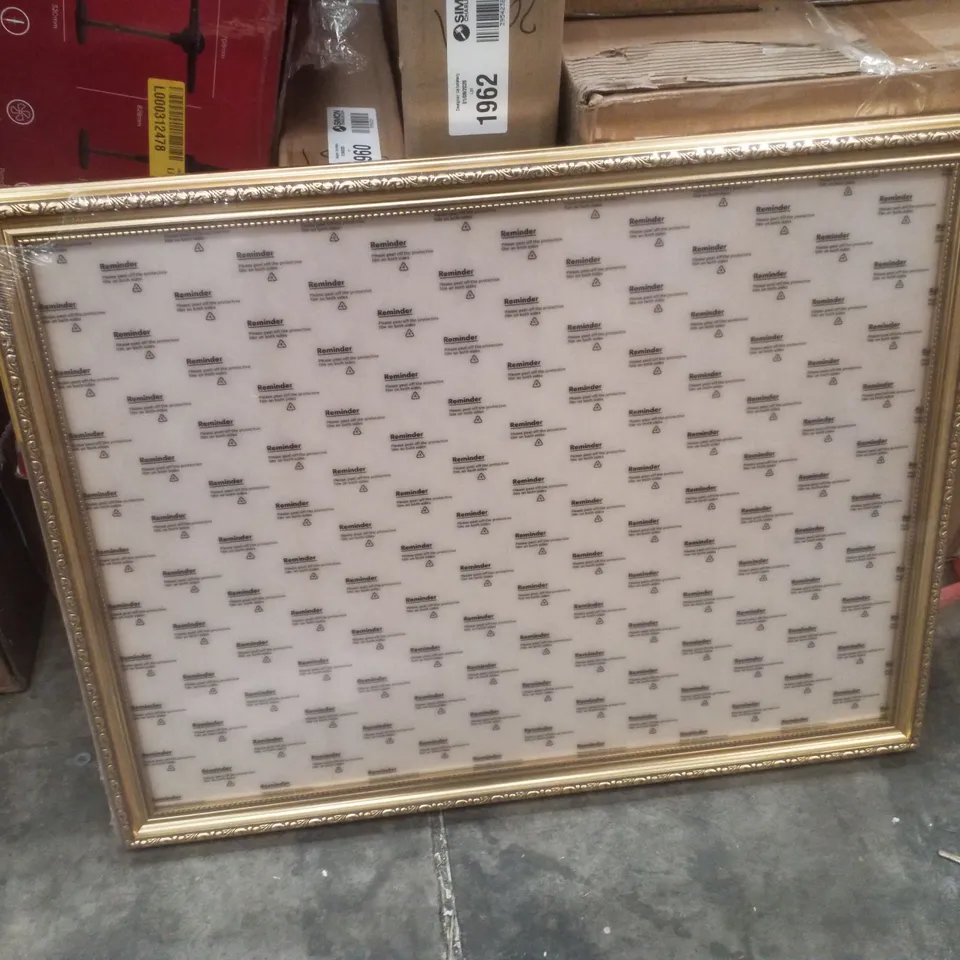 BOXED GOLD FRAME PICTURE FRAME