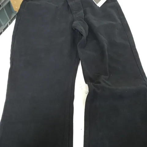 FINISTERRE WOMENS BREAKER GARMENT DYE JEANS IN BLACK - 34W