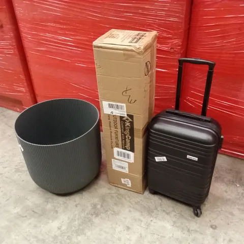 PALLET OF ASSORTED HOUSEHOLD GOODS AND PRODUCTS TO INCLUDE; LARGE OUTDOOR PLANTER, OUTDOOR FURNITURE, FLATPACK FURNITURE, LUGGAGE BAG ETC