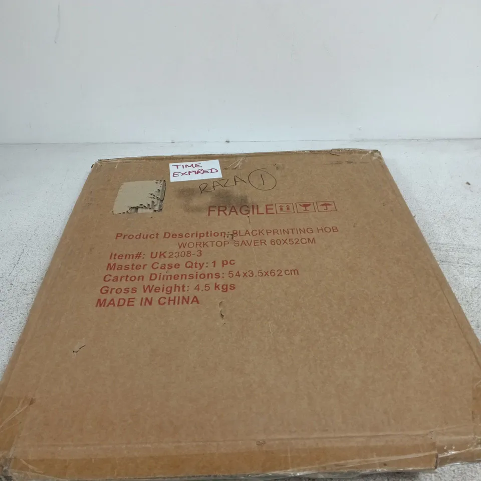 BLACK PRINTING HOB WORKTOP SAVER 60X52CM