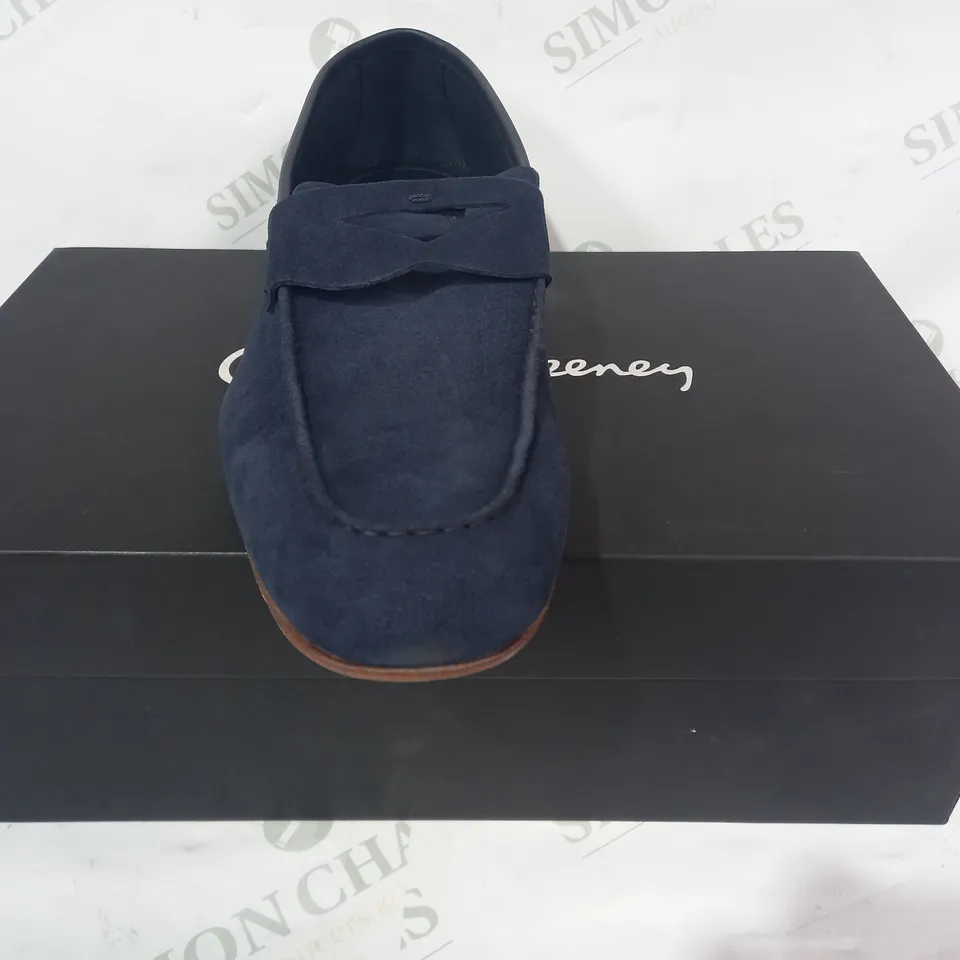 BOXED PAIR OF OLIVER SWEENEY LOW HEEL SLIP-ON SHOES IN NAVY UK SIZE 9