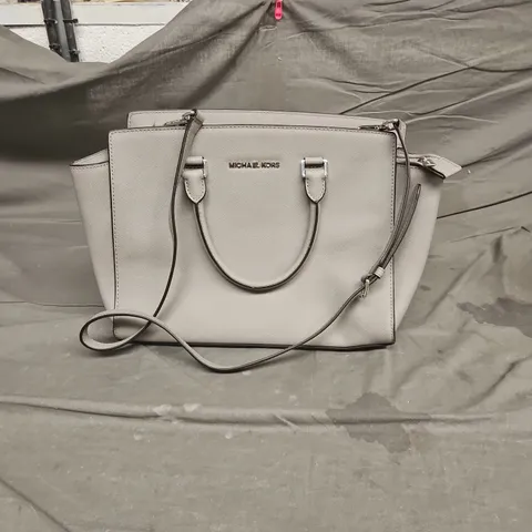 MICHAEL KORS HANDBAG IN GREY