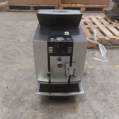 GIGA X3C PROFESSIONAL BTC COMMERCIAL COFFEE MACHINE