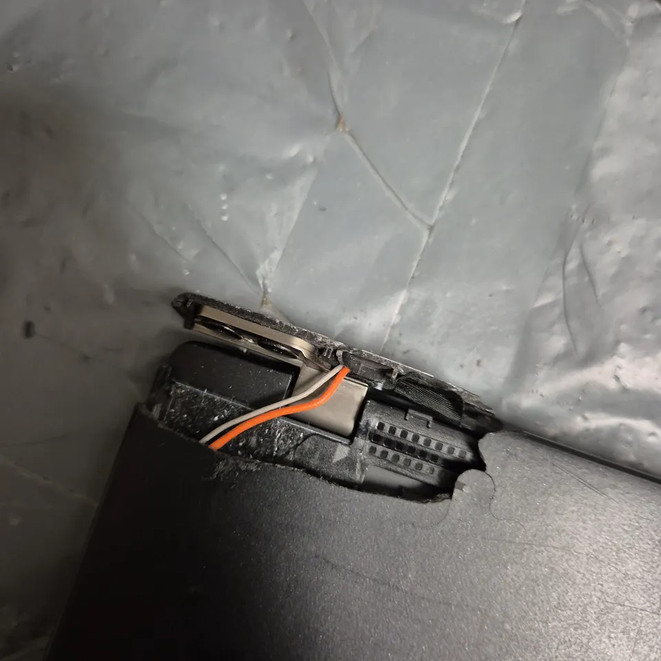 LENOVO THINK PAD T490S - 1.90HZ - 512GB - 14'' 