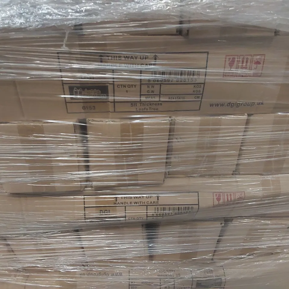 PALLET CONTAINING A VERY LARGE QUANTITY OF ASSORTED ITEMS INCLUDING: ARTIFICIAL CHRISTMAS TREES, CHRISTMAS PAPER LARGE STORAGE CASES ECT