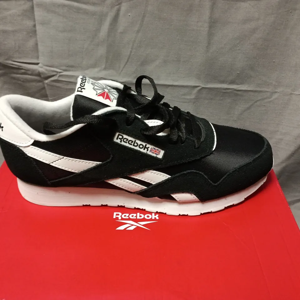 BOXED REEBOK CLASSIC NYLON SNEAKERS – BLACK/WHITE, UK 9.5