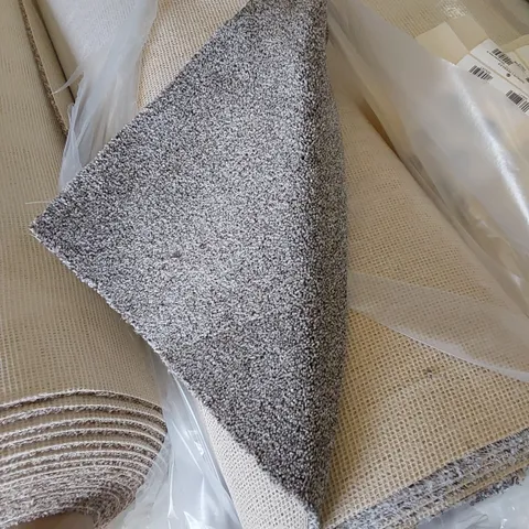 ROLL OF QUALITY STS HERITAGE LUXURY CARPET // SIZE: APPROXIMATELY 5.25 X 5m