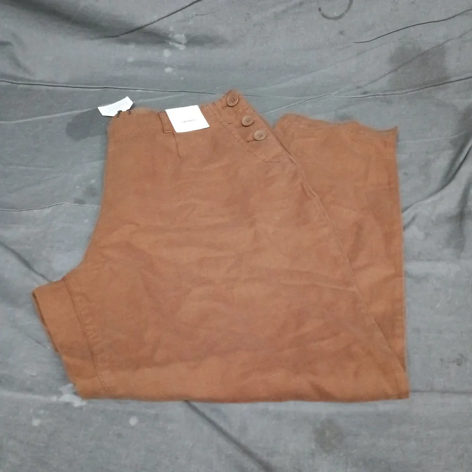 SEASALT CORNWALL TAPERED TROUSERS IN BROWN – UK 14, 7/8 LENGTH