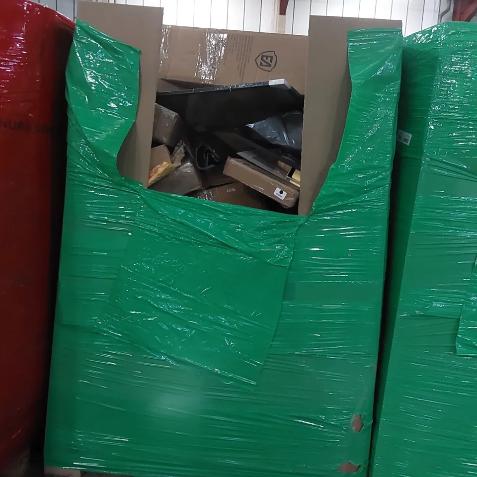 PALLET OF ASSORTED CONSUMER PRODUCTS TO INCLUDE: HEATED BLANKET, RETRACTABLE SAFETY GATE, FOLDING CHAIR, LED BATTERN LIGHT, PICTURE FRAMES ECF
