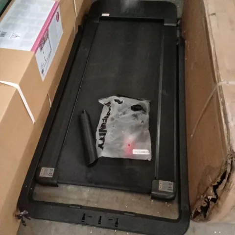 FOLDING TREADMILL 