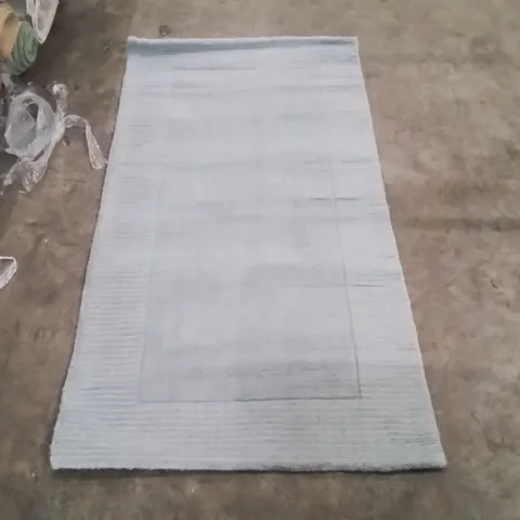 QUALITY DESIGNER AREA RUG - APPROXIMATELY 160X90CM