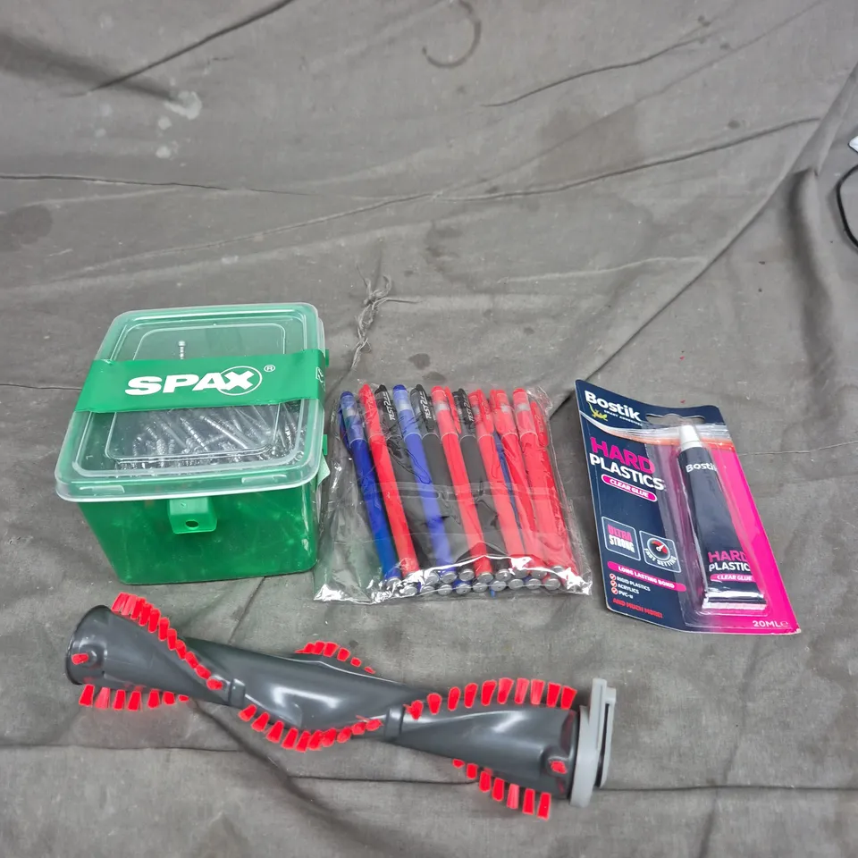APPROXIMATELY 15 ASSORTED HOUSEHOLD ITEMS TO INCLUDE BOSTIK HARD PLASTIC GLUE, SPAX SCREWS AND REPLACEMENT VACUUM CLEANER ROLLER