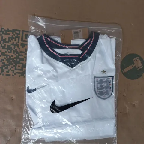 BAGGED NIKE ENGLAND HOME JERSEY SIZE 2XL