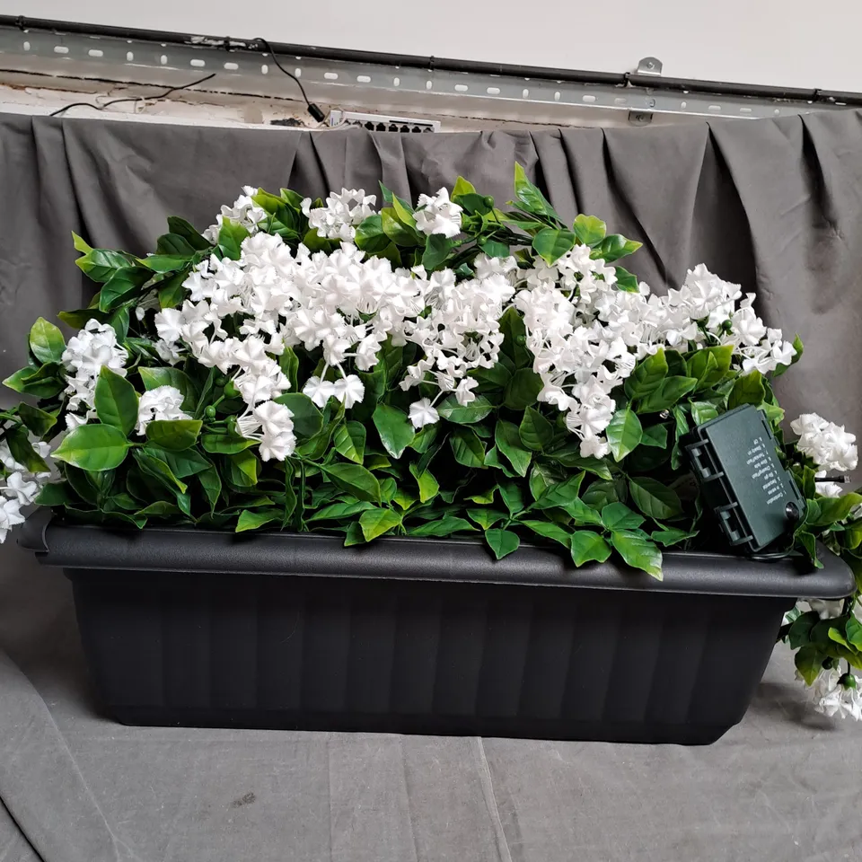 OUTLET GARDEN REFLECTIONS FAUX CREPE MYRTLE PRE-LIT TRAILING WINDOW BOX