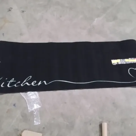 QUALITY DESIGNER AREA RUG - APPROXIMATELY 160X50CM