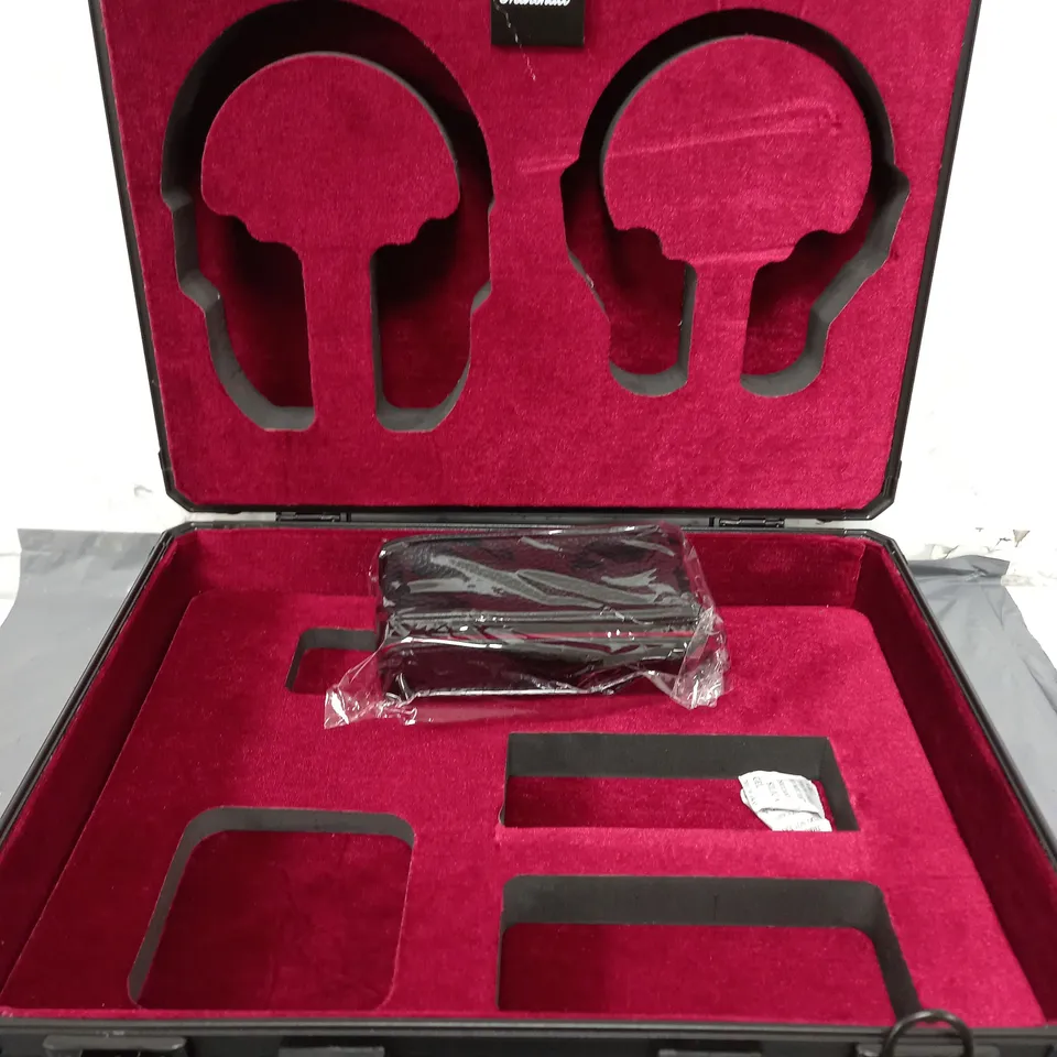MARSHALL EQUIPMENT CASE