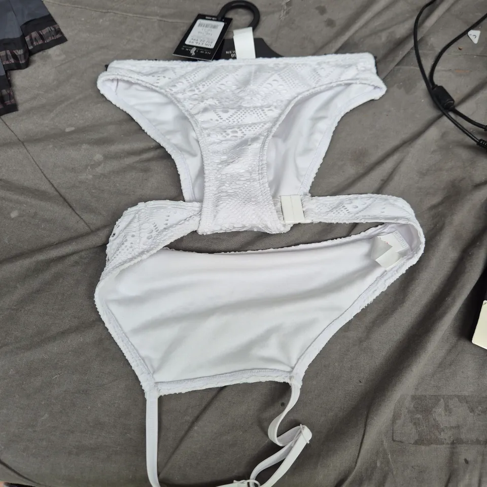 NEW LOOK 915 GENERATION GIRLS' WHITE LACE BRALETTE, AGE 10-11, 140-146 CM
